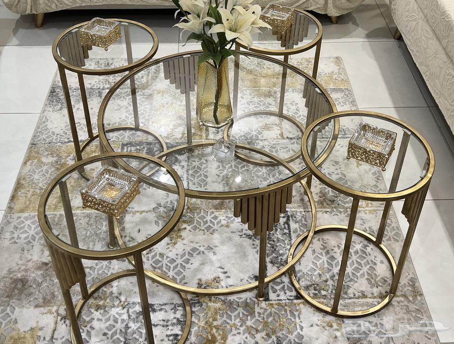 Tables64503118283906112