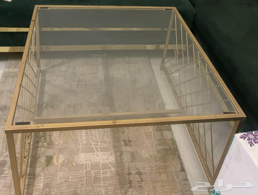 Large square table for sale64508733585794110