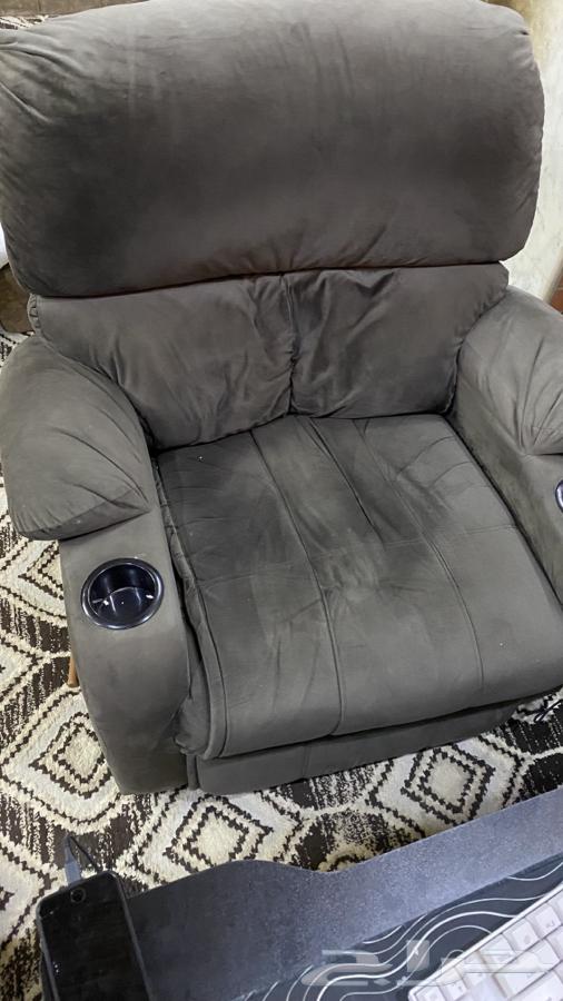 كرسي ان هاوس مستخدم بحالة الجديد64507249198339111