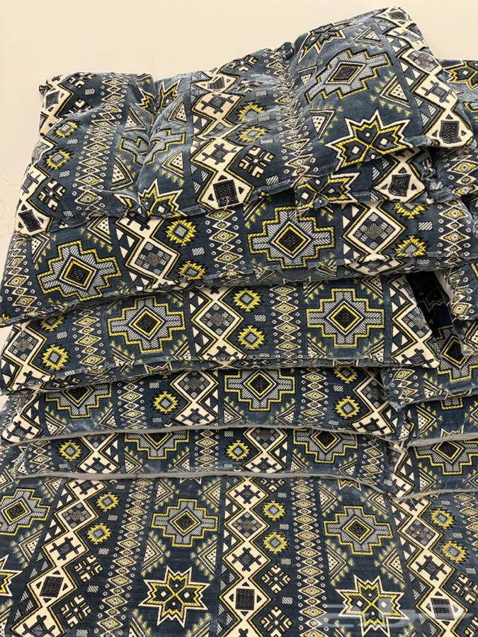 Folk set64509307172610112