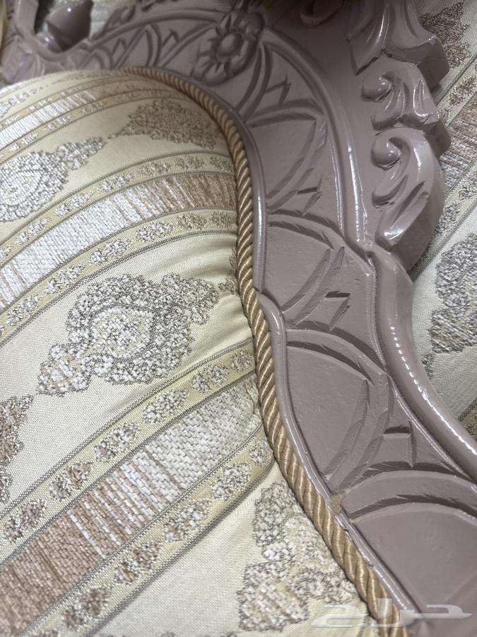 Carpet and cushions set with Moroccan design, like new64505550144001112