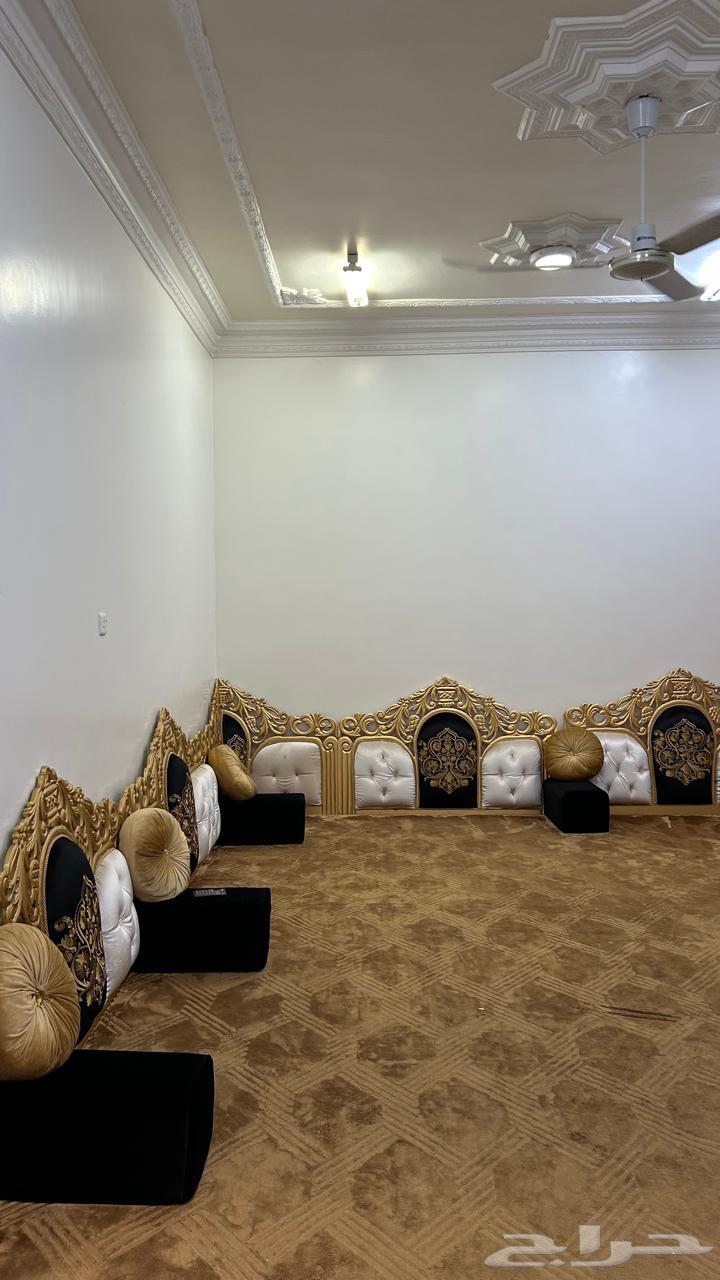 6x4 Table in good condition64508369091969111