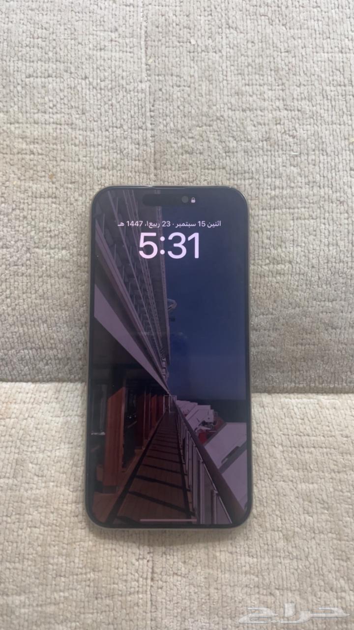 ايفون 15 برو ماكس نظيف64475198624771111