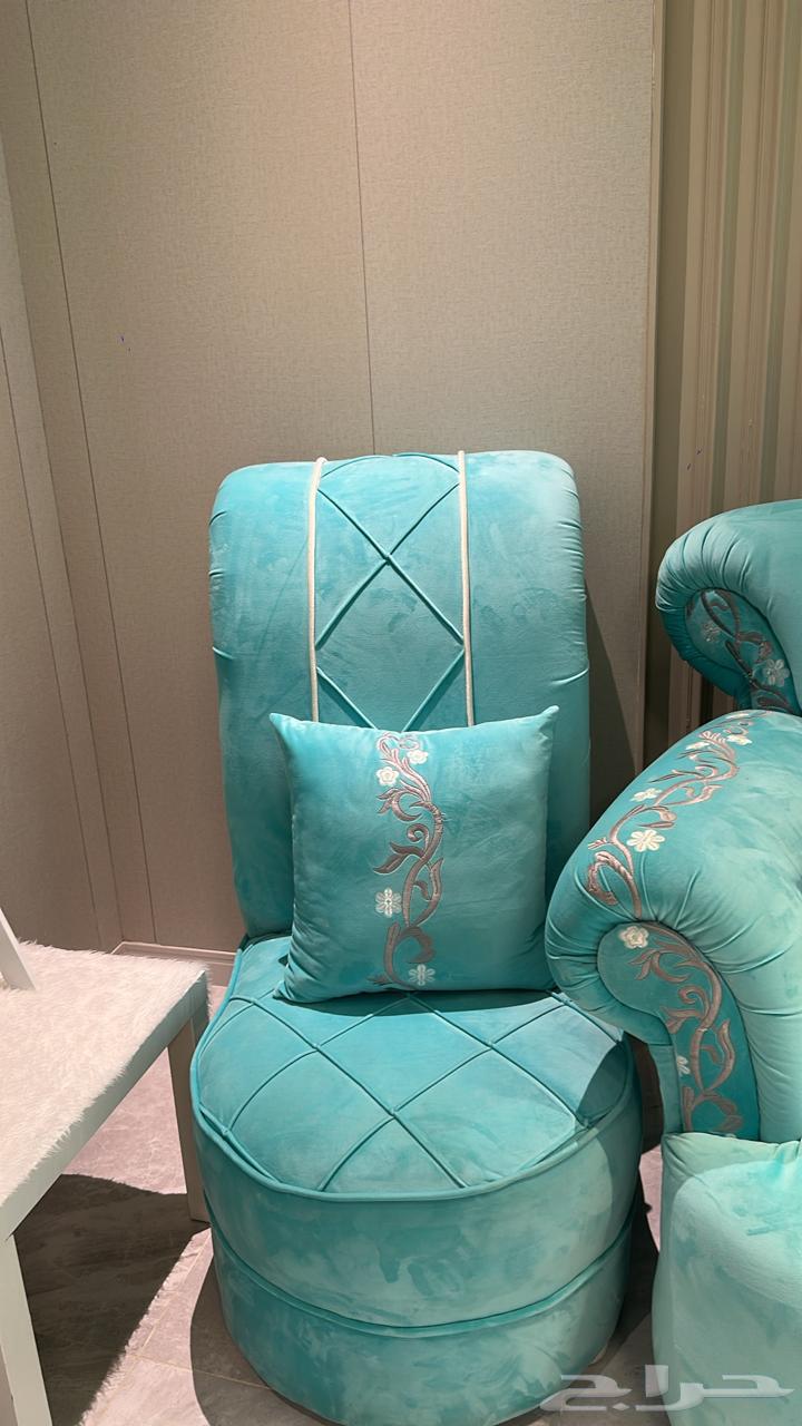 Sofa64503609897474113