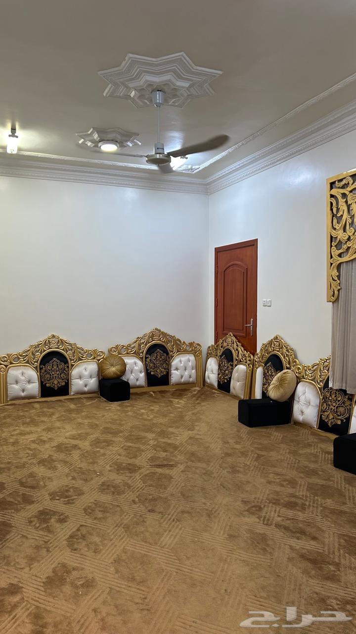 6x4 Table in good condition64508369091969112