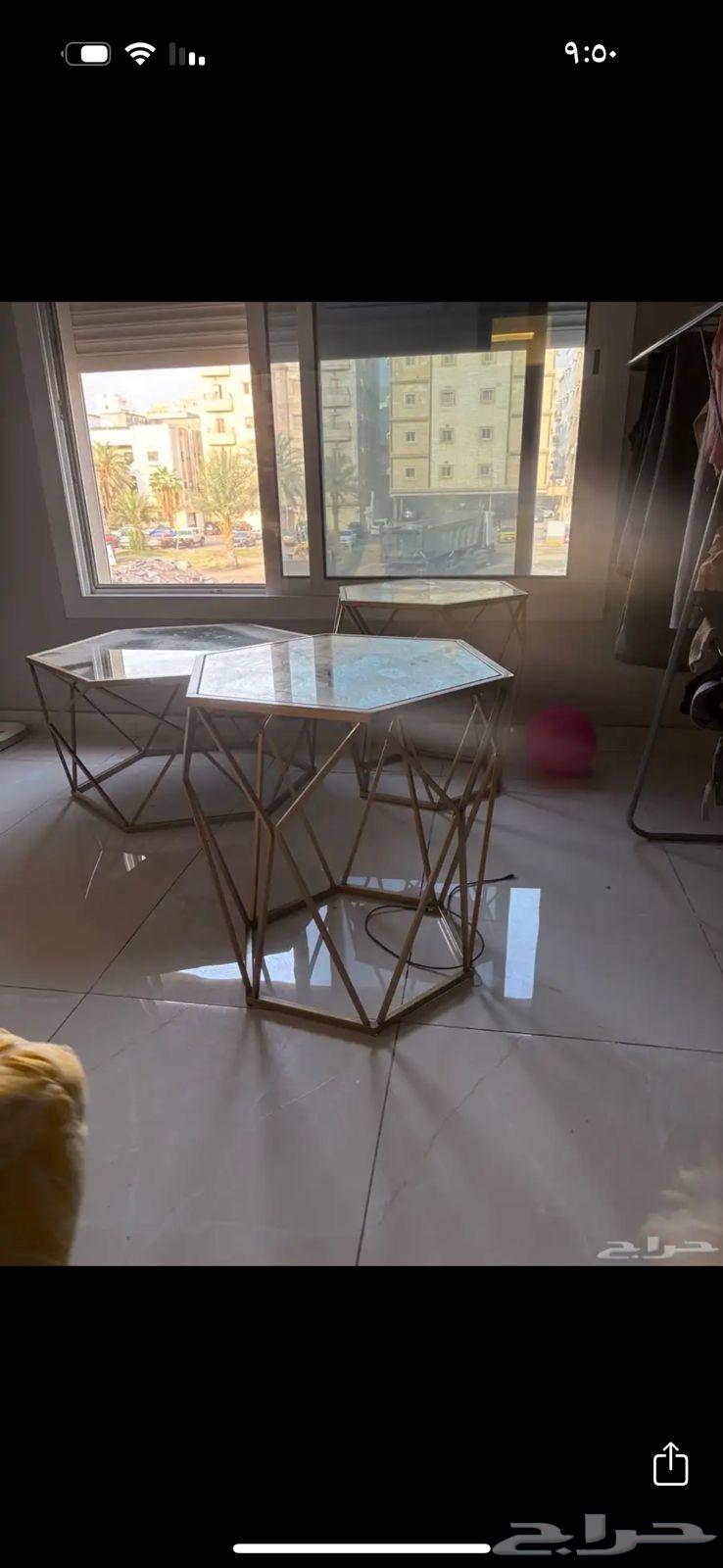 طاولات هوم سنتر لها ست شهور عندي64504668391171110