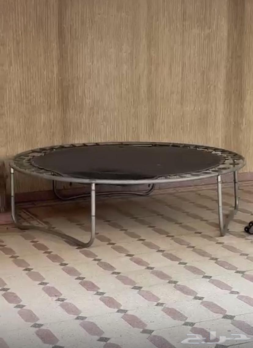 Clean used jacuzzi with generator, children's games and trampoline for sale64509588533761111