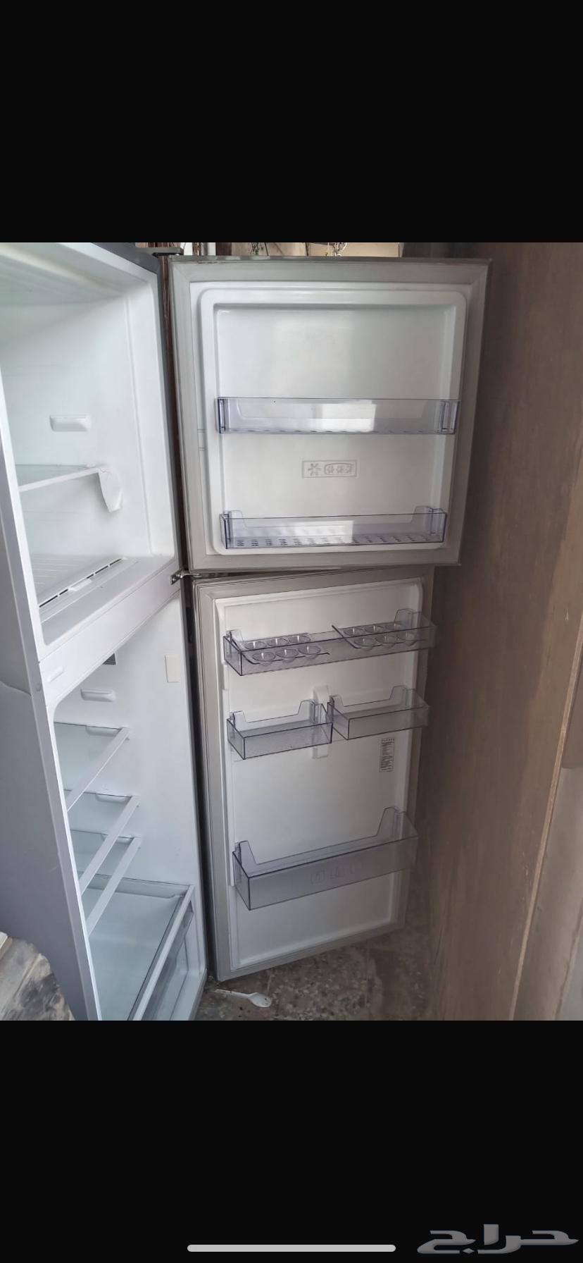 ثلاجه شبه جديده64504379311362112