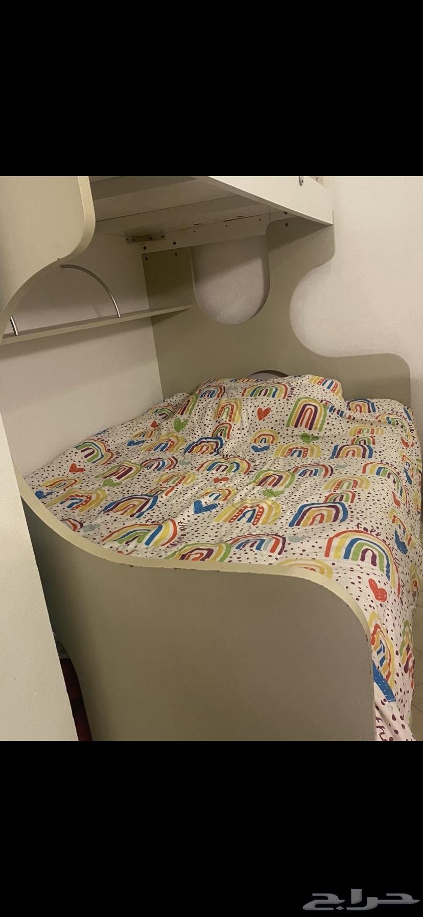 بيع سرير دورين من هوم سنتر حالته ممتاز وسرير مفوك64508327075330110