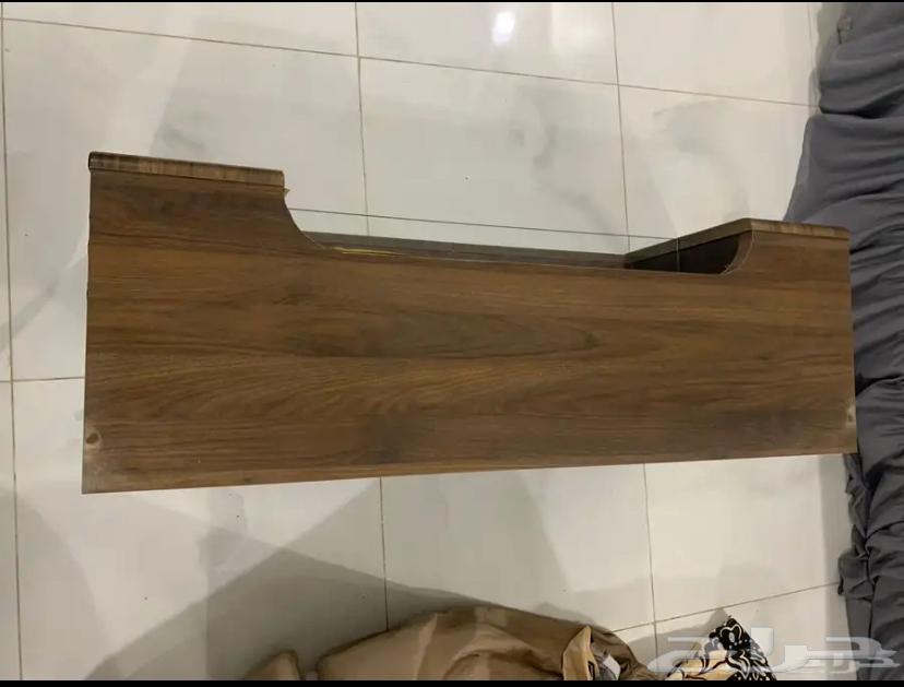 طاوله خشبيه ب 5064507361117058111