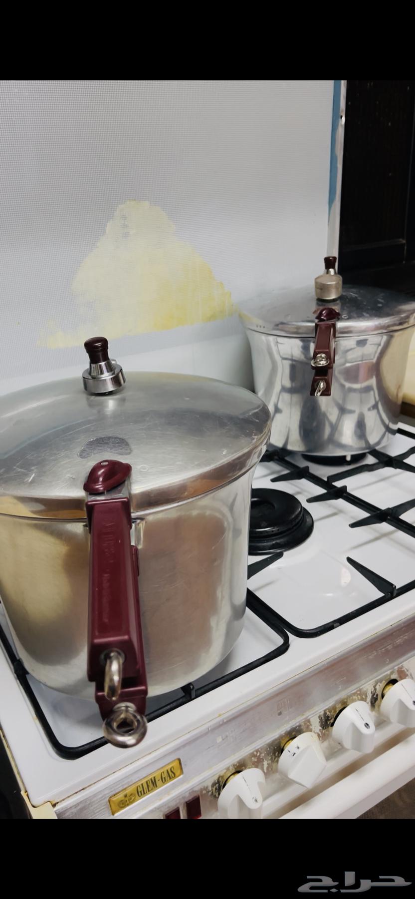 قدور ظغط واحد واثنين مقاس 9 نظيفه جدا64509321545602110