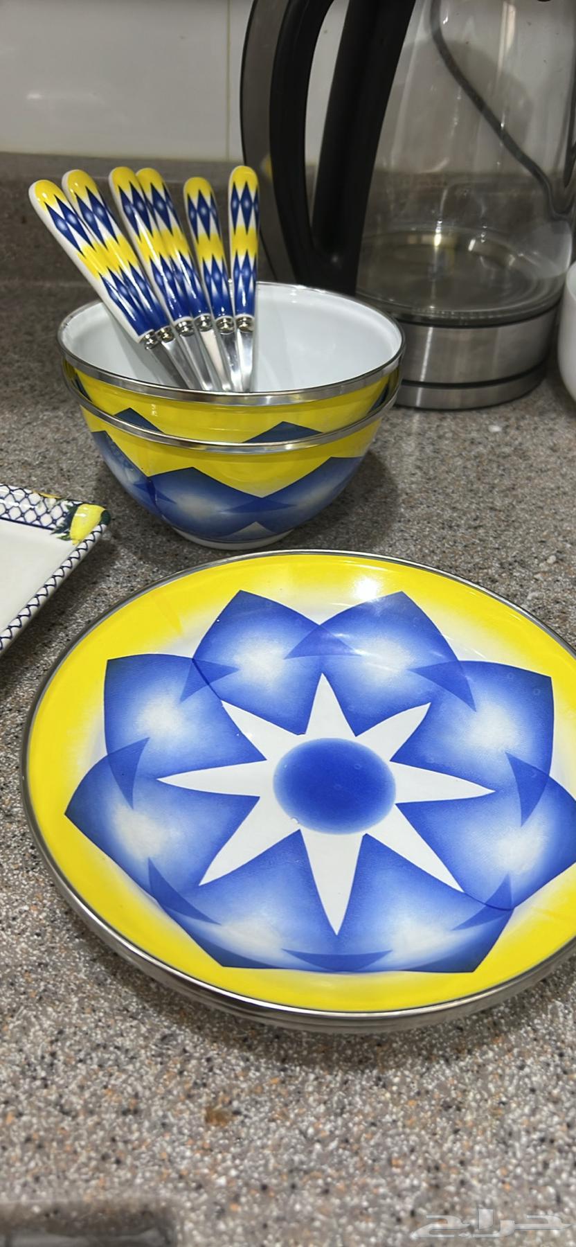 عناصر الخروج النهائي للمطبخ تقريبًا مجانًا64506316011266112