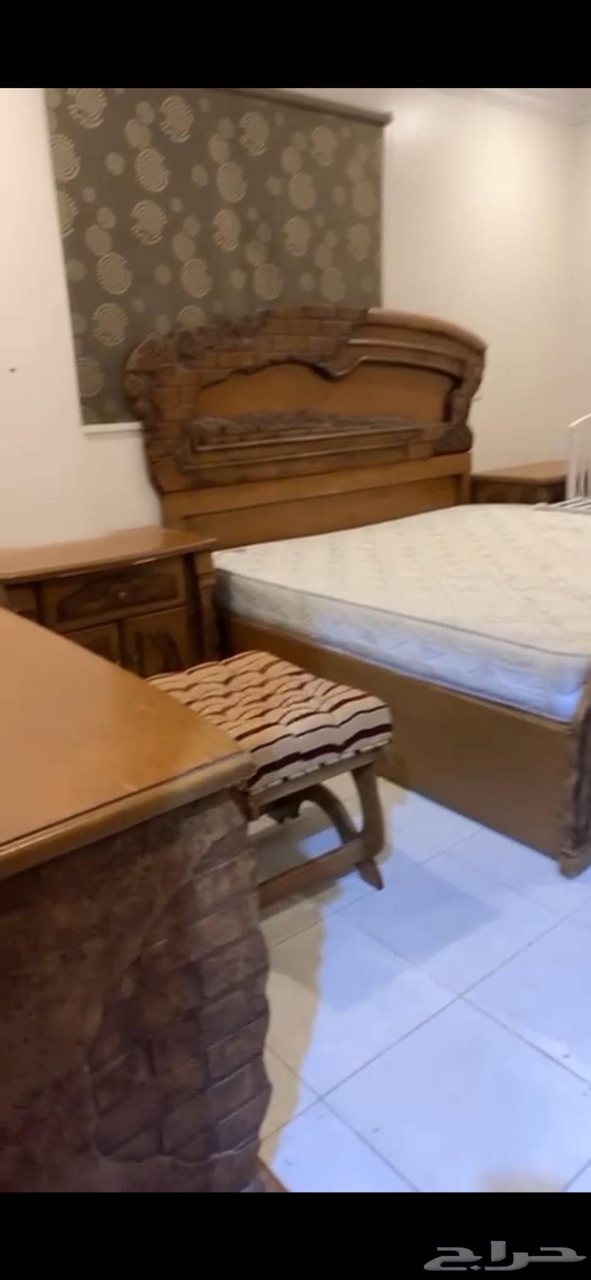 للبيع غرفة نوم كاامل  خشب قوي ونظيف64510493303043110