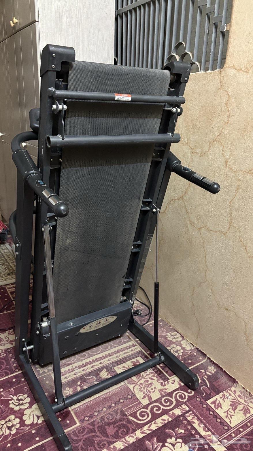 Exercise machine64510196692098113