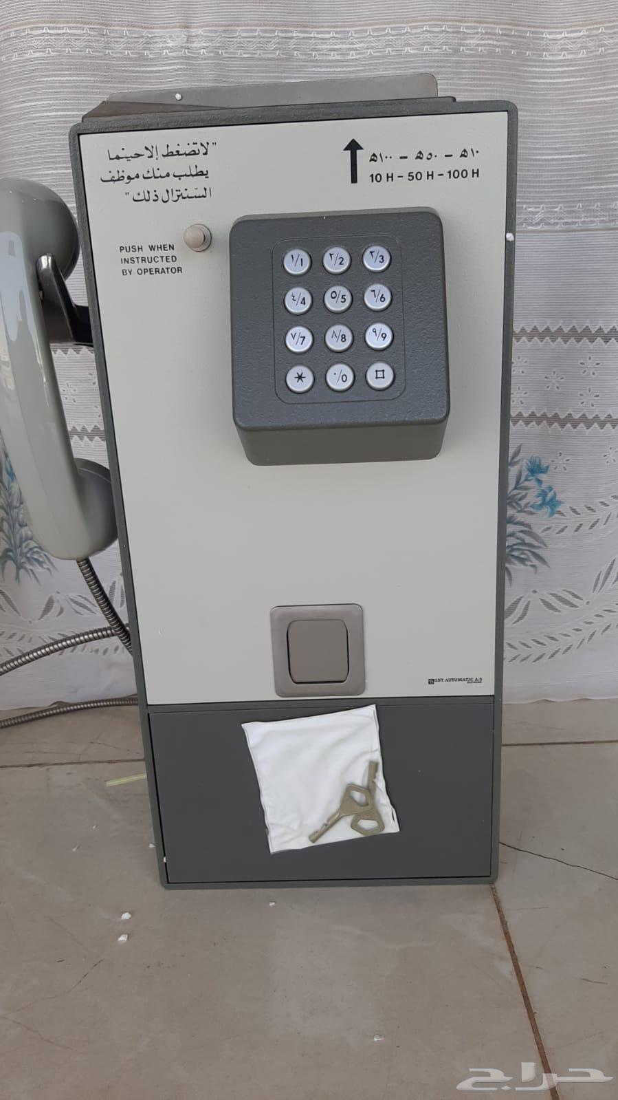 هاتف العملة القديم بحالة مخزن64505025201282112