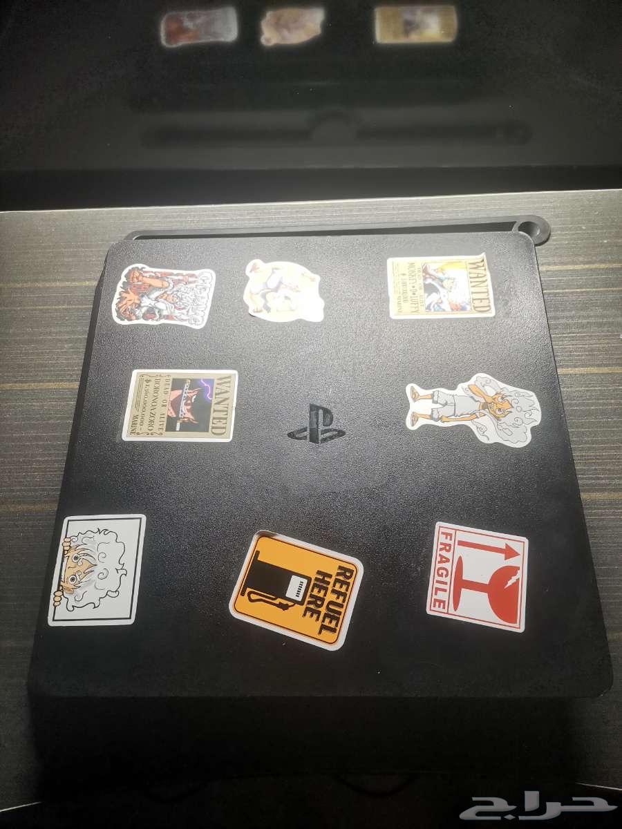 سوني 4 مع اسلاكه و كرتونه جديييد استخدام سنه64509476680449111