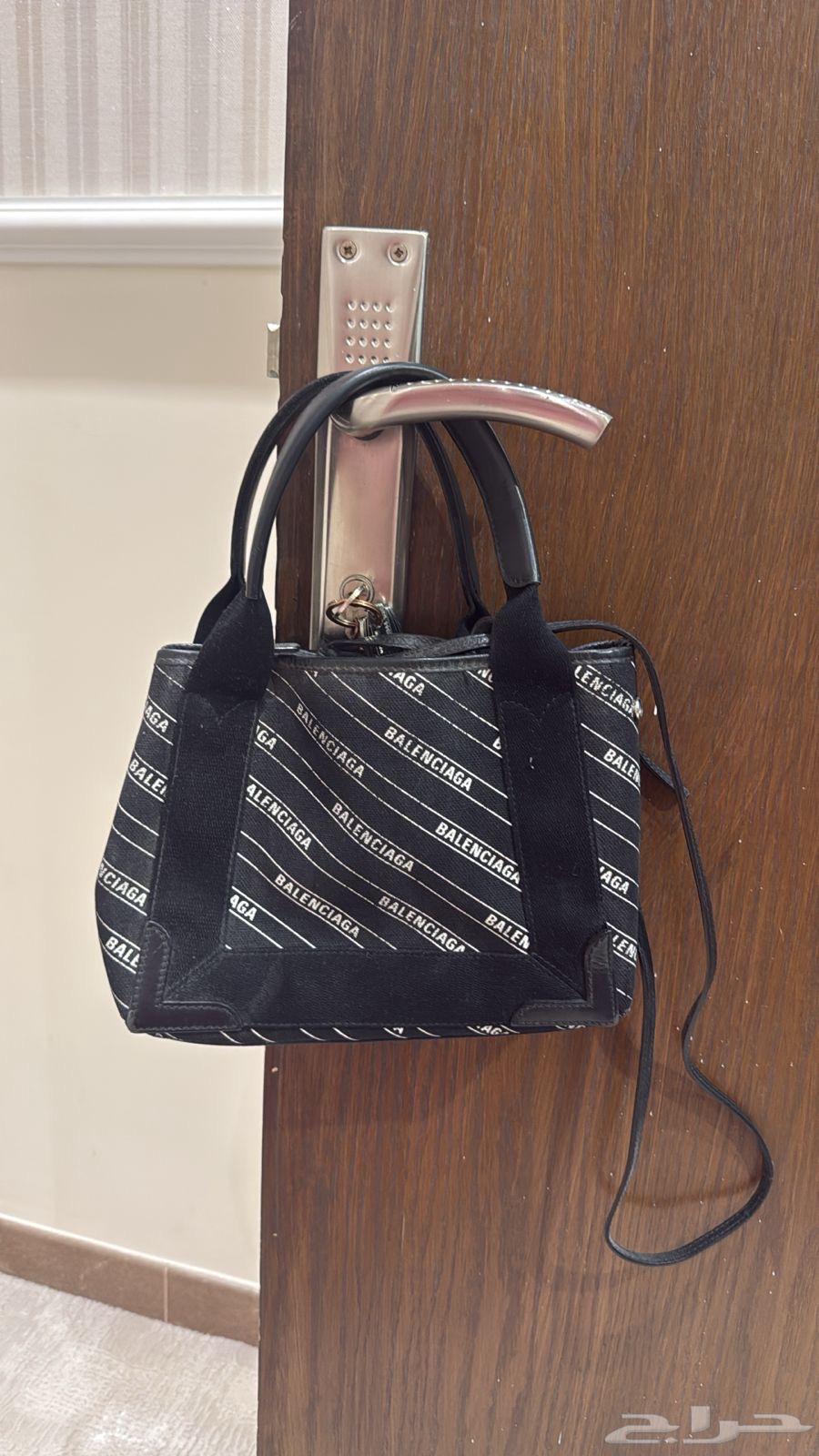 شنطة بالنسياقا64509561029889110