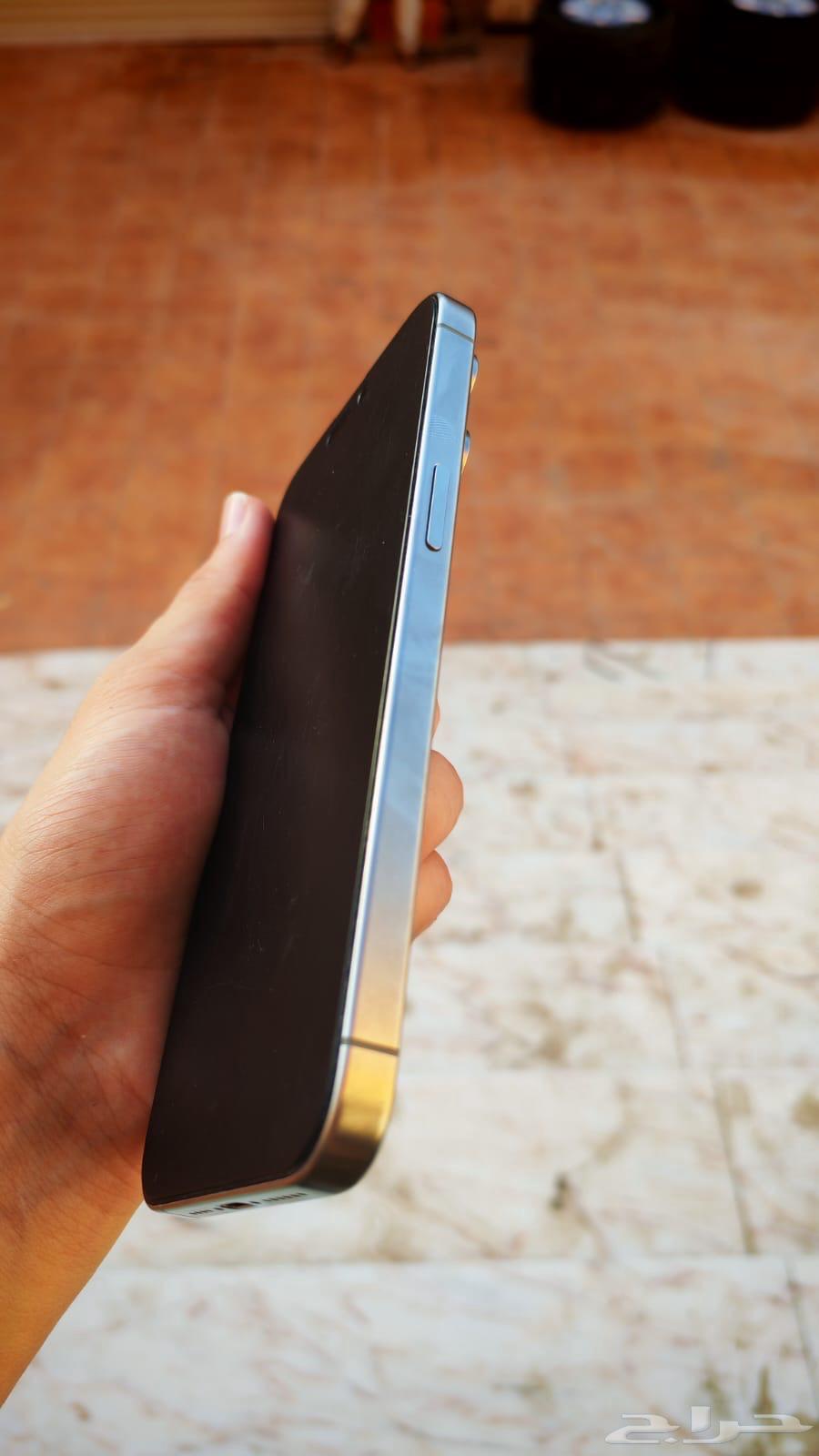 iPhone 15 Pro Max in excellent condition64510140055939113