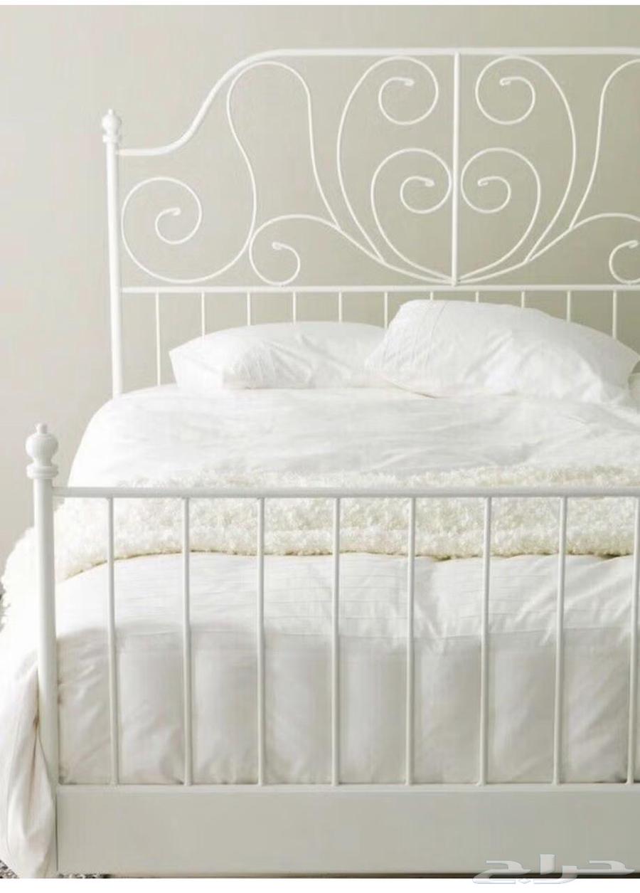 اثنين سرير الطول 200 والعرض 160 استخدام سنه السعر 750 واحد64510366502146110