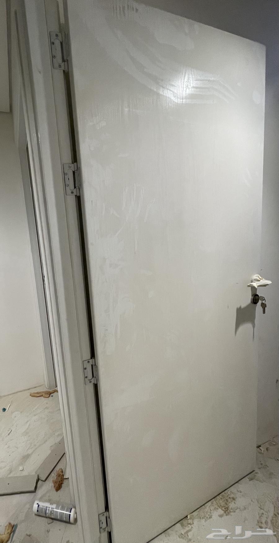 ابواب داخليه شبه جديده64504627021441110
