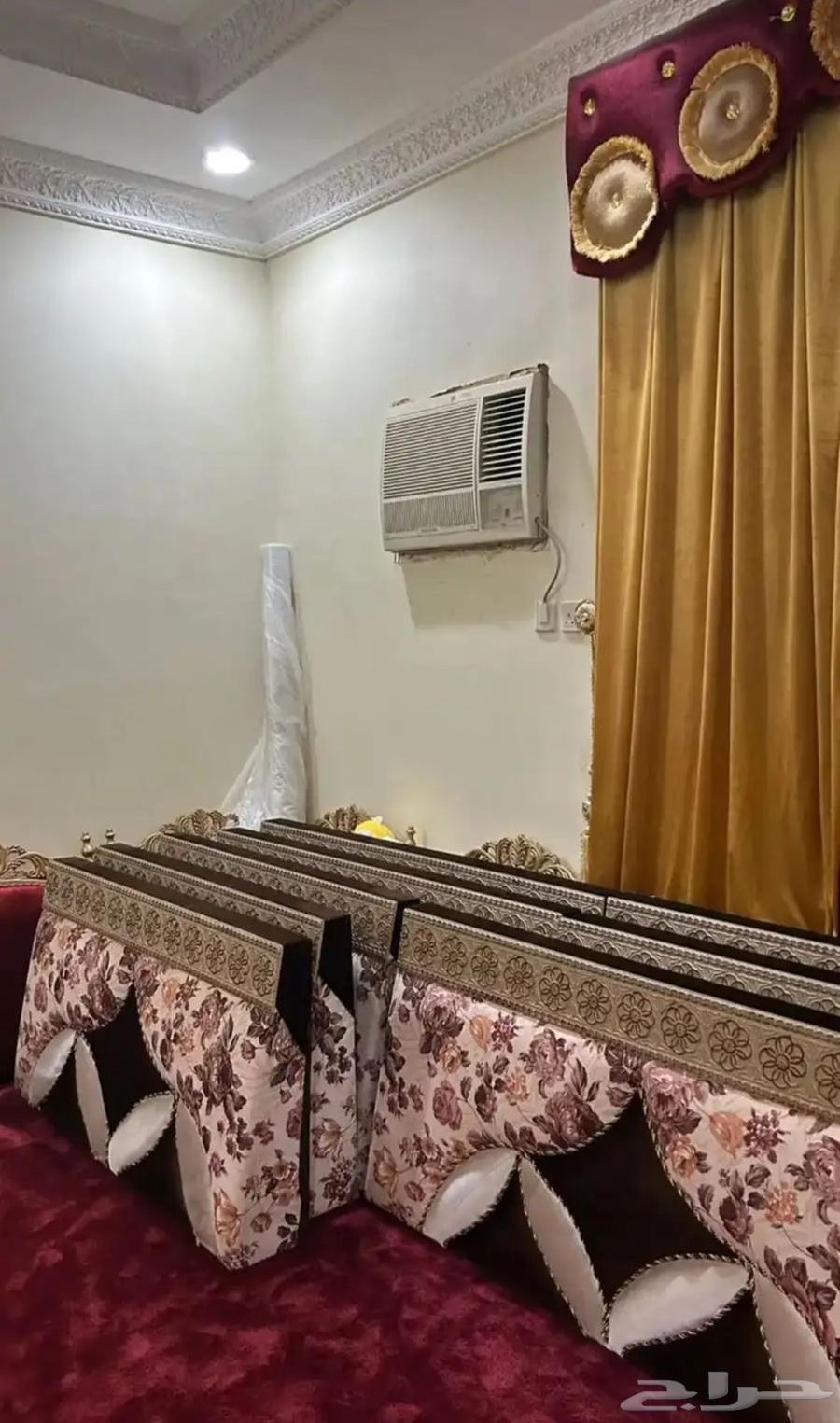 Furniture, Carpet, and Set64507696406403111