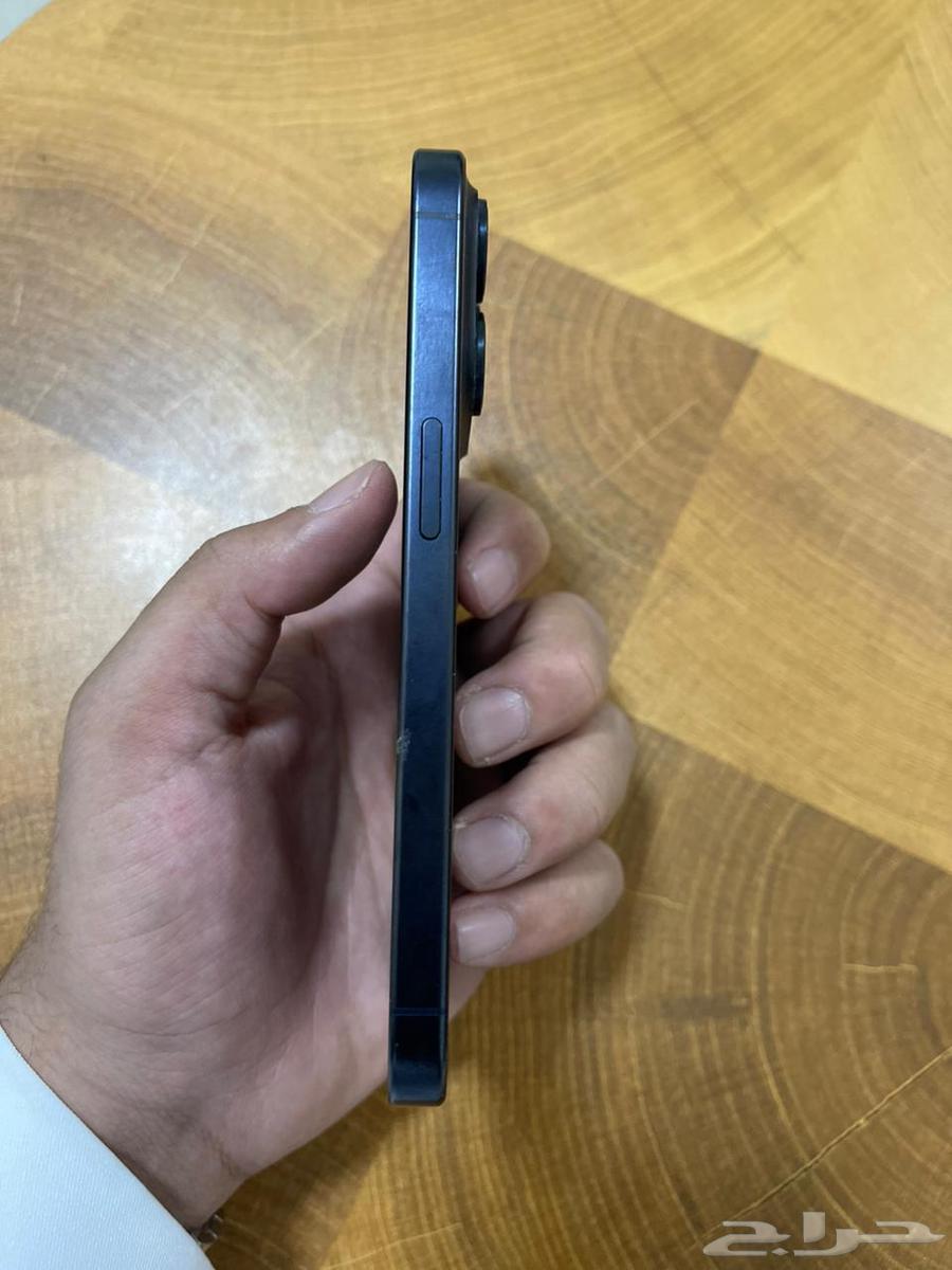 ايفون 15 برو ازرق نظيف جدا64494799487363111