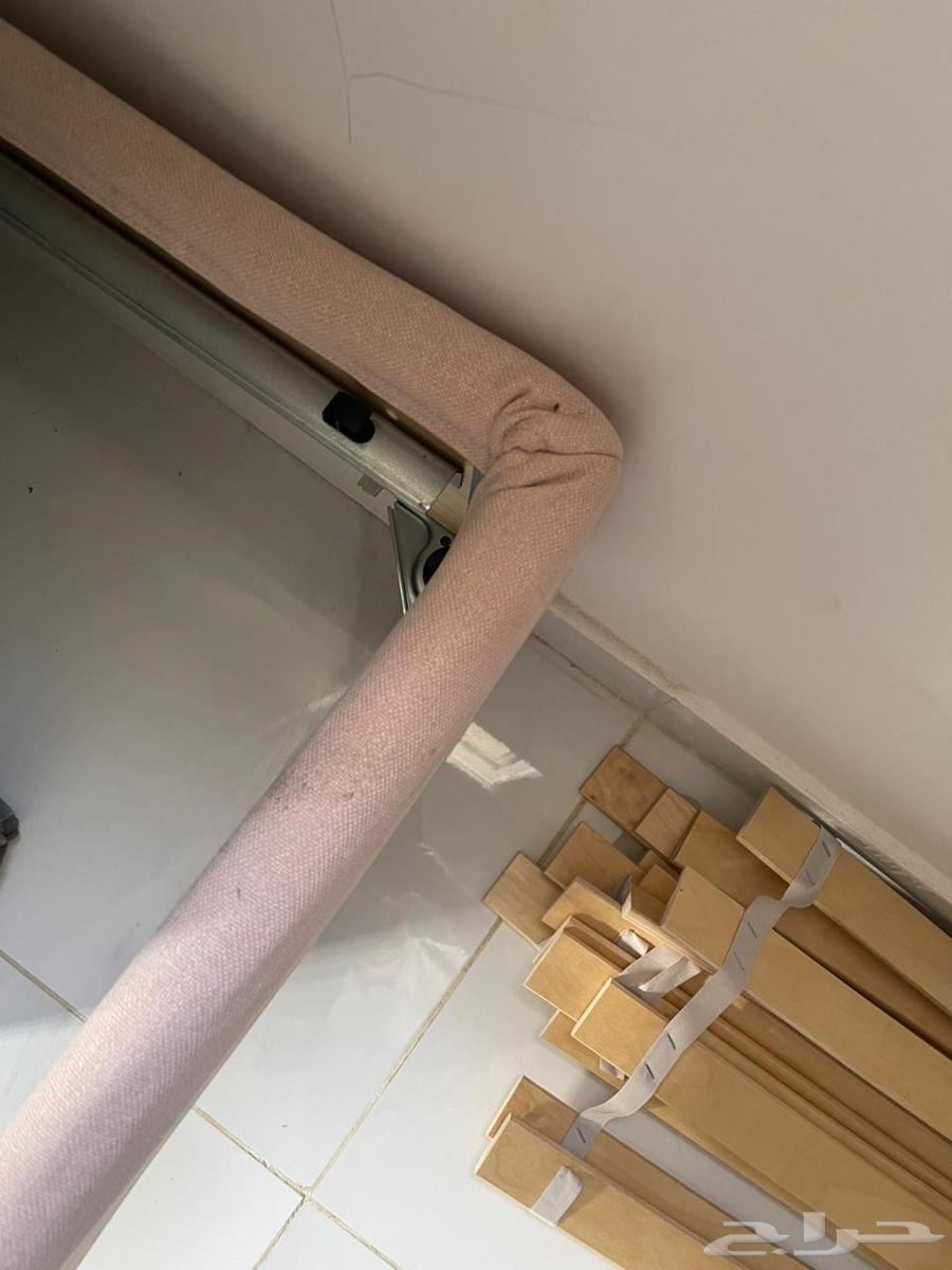 سرير مع مرتبة نظيف جدا64509363792129111