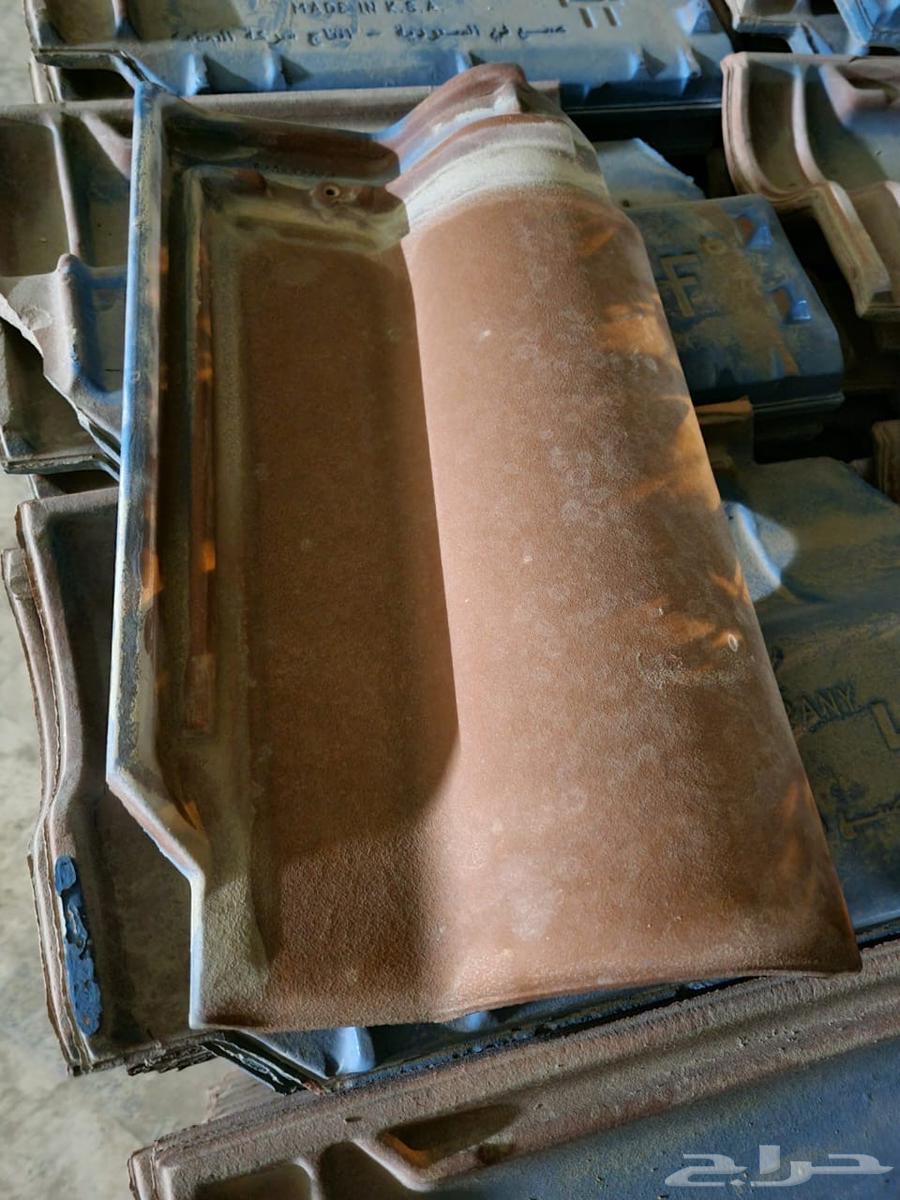 قرميد للبيع نظيف على الشرط64509194116226113