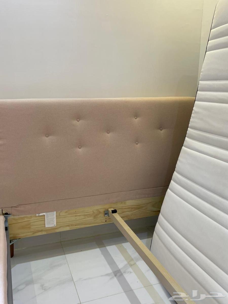 سرير مع مرتبة نظيف جدا64509363792129113