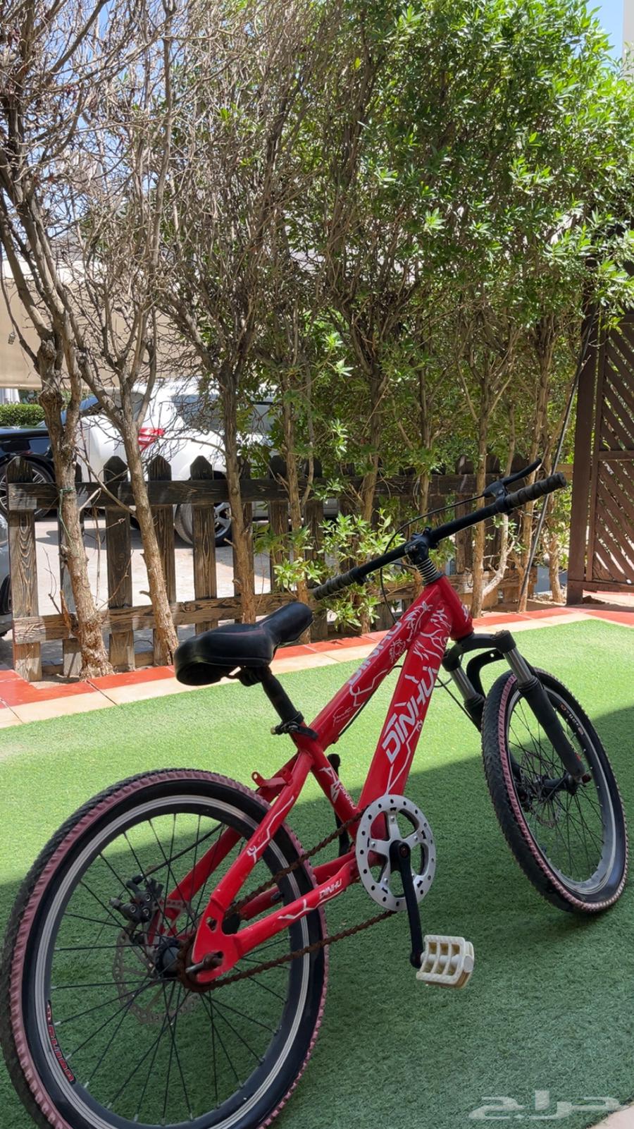 دراجة دينو حمراء - حالة جيدة64513396526209110