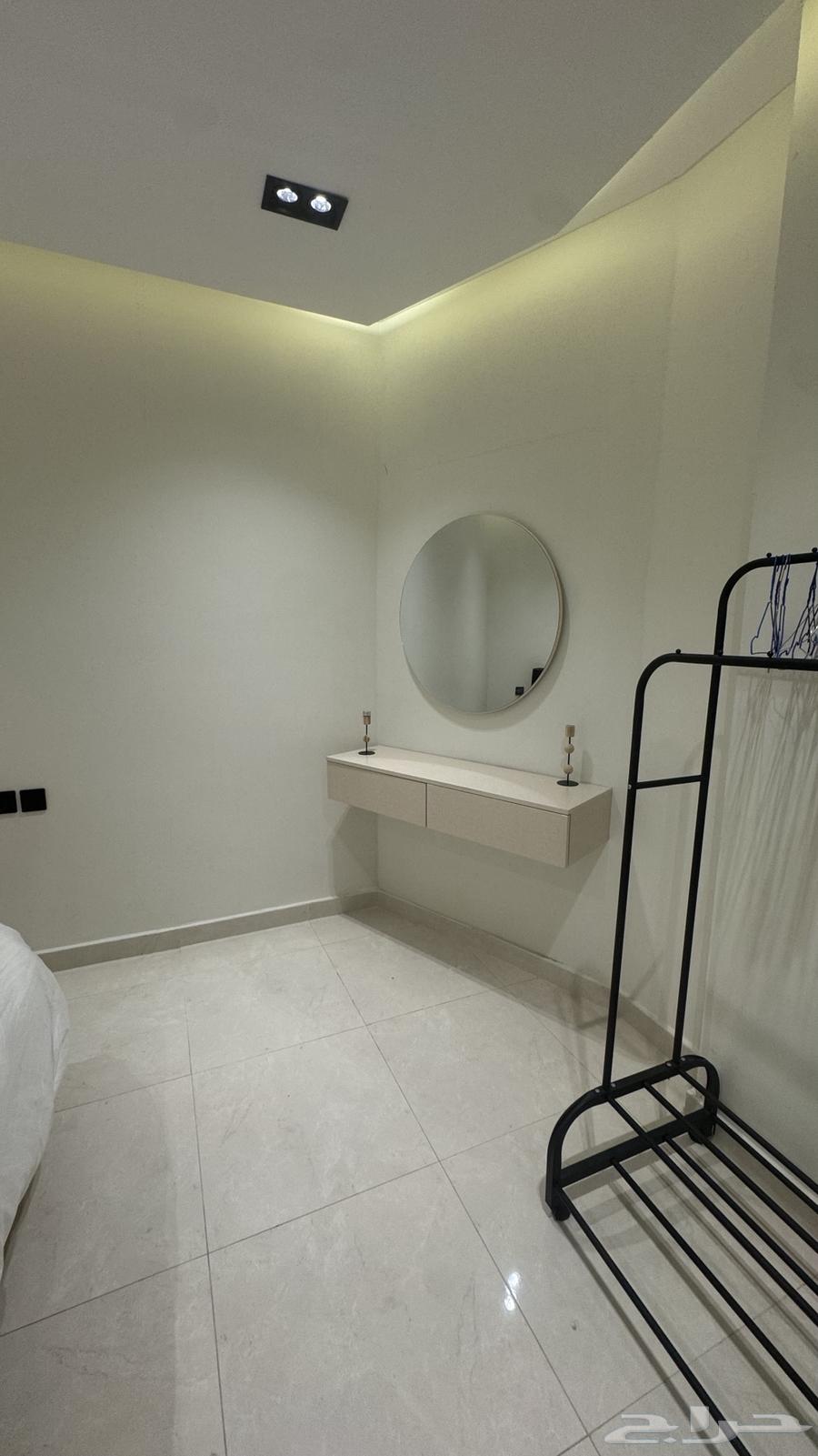 غرفة نوم للبيع64517477110018111