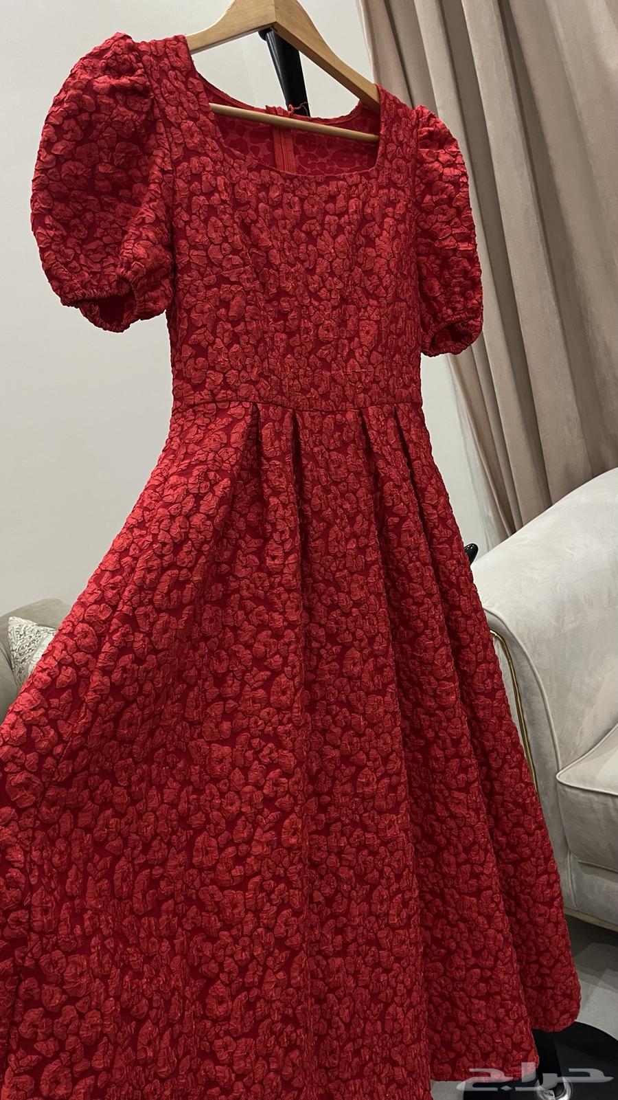 فساتين ناعمه و راقيه ( 3 فساتين ب 100 ريال فقط )64511856969345112