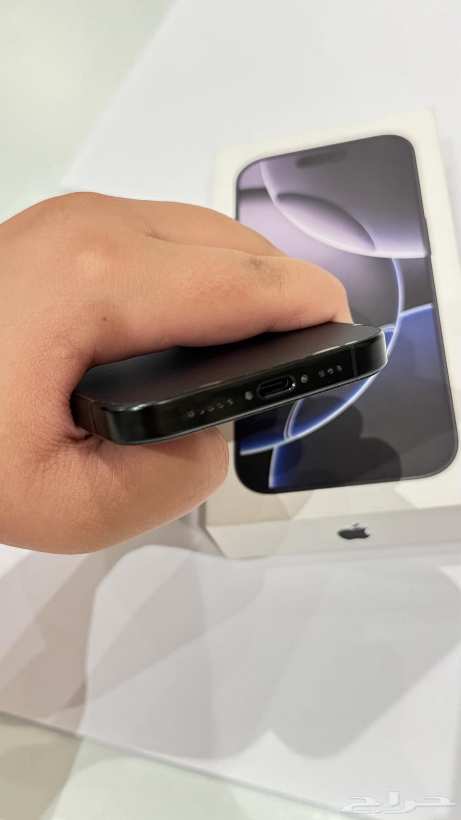 ايفون 16 برو واحد تيرا64510944411011112