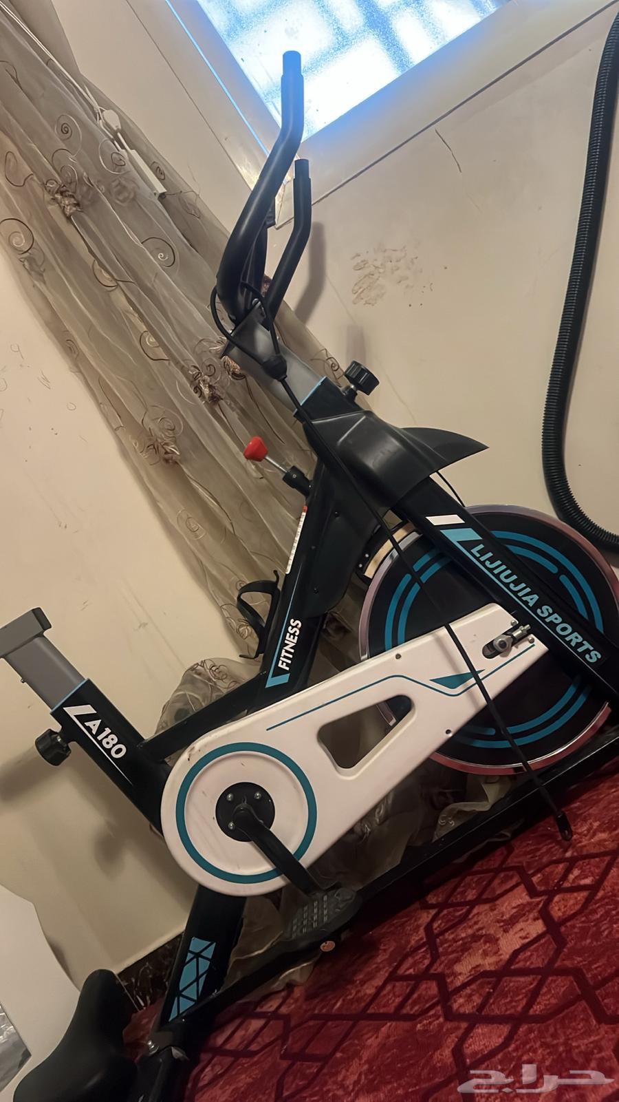 Car, bicycle, two washing machines, and used brushes for sale64515807662850110