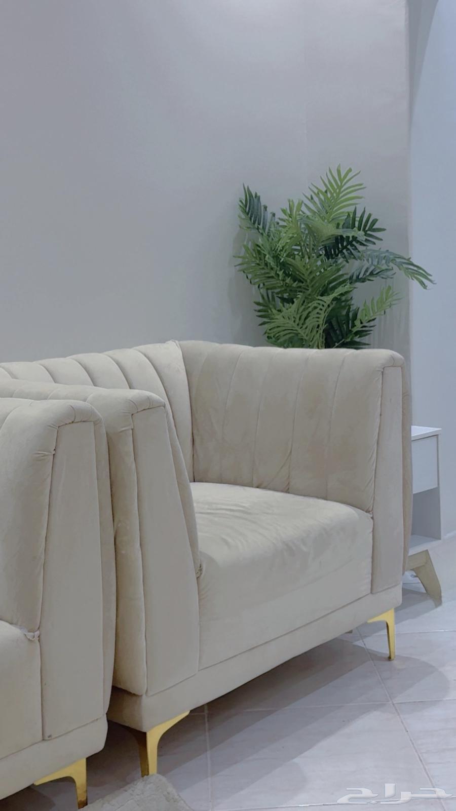 Used but clean and large sofa64511185152002110