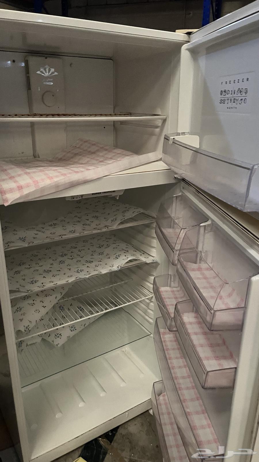 ثلاجة مستخدم للبيع64515570635137113