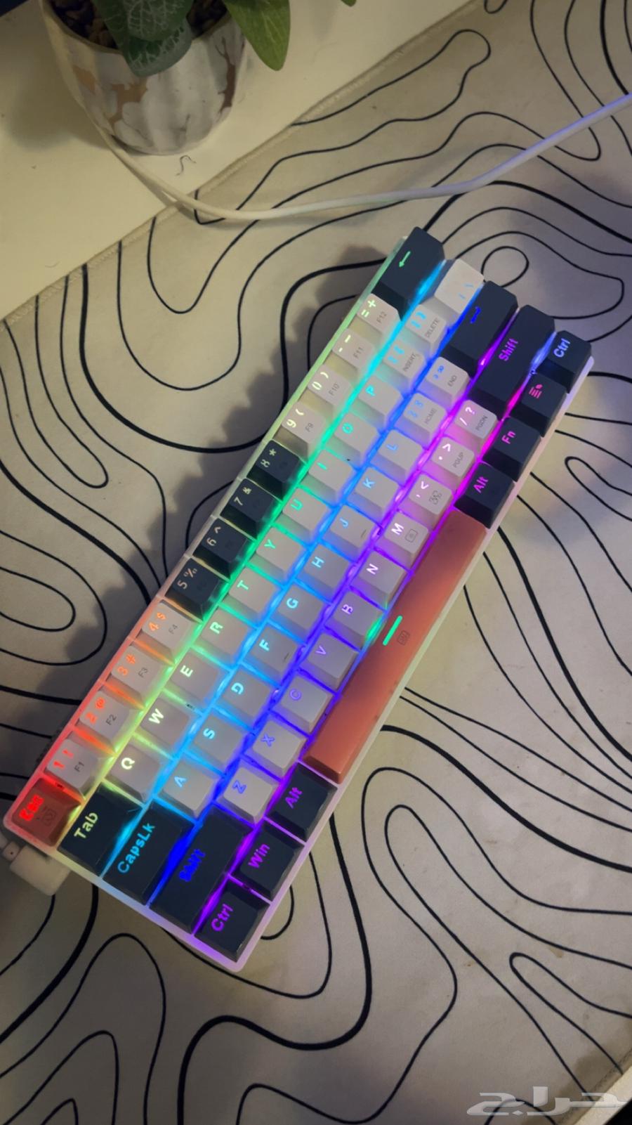 Red gaming keyboard switch with loud sound and large mouse pad64514417212674110