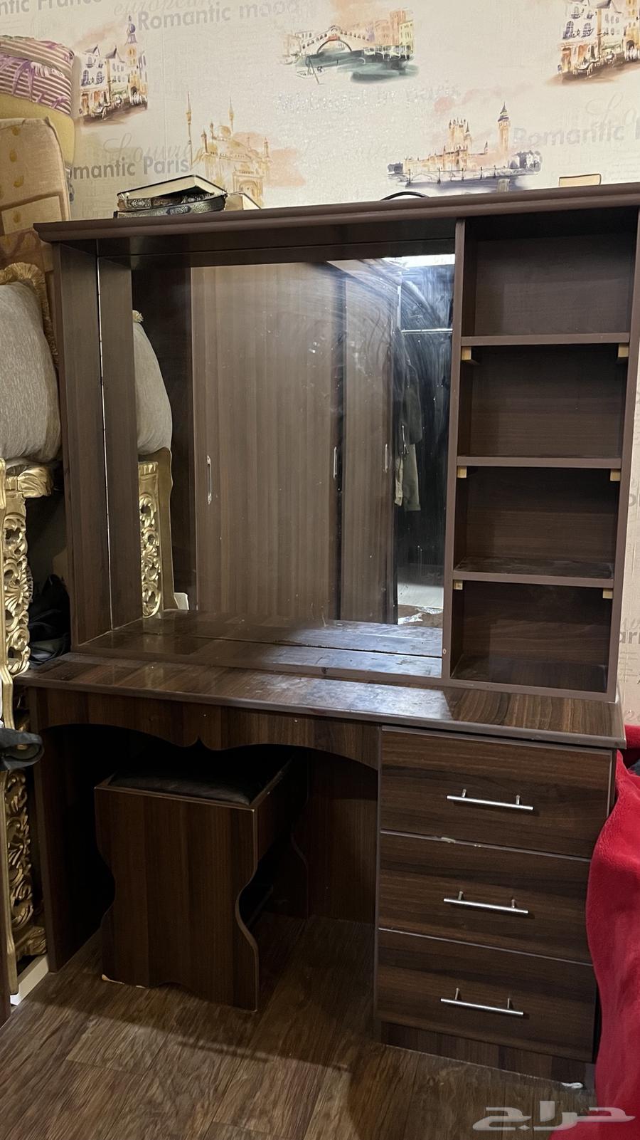 غرفه نوم بحاله جيده64516625297283114