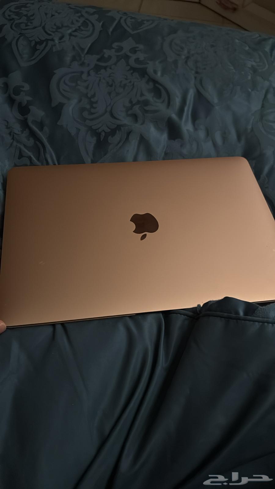 ماك بوك64515556818435112