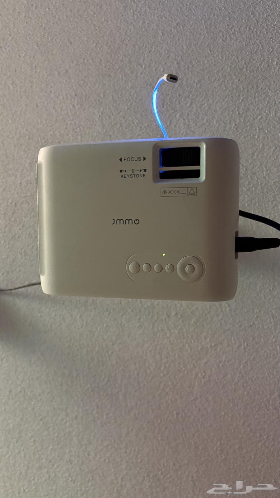 Projector for sale64518690649730112