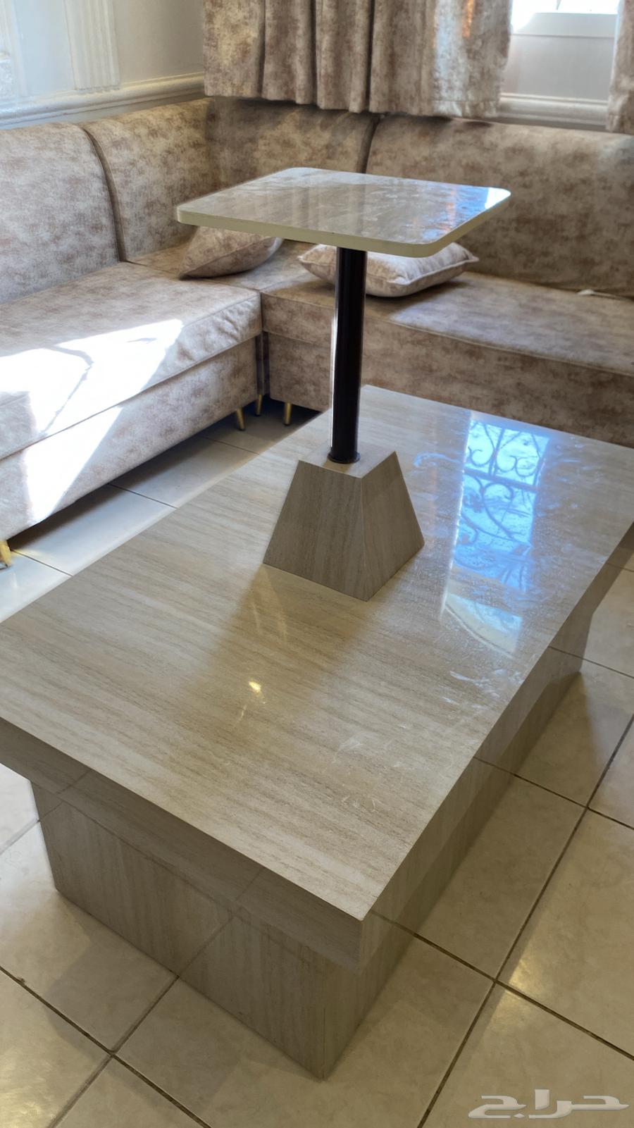 طاوله مع 6 خدمه جديده للبيع64515150675202110