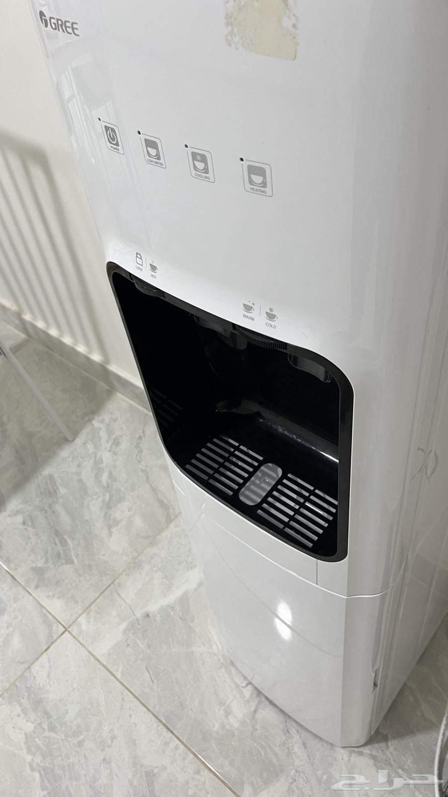 موزع مياه جري64515248915843111