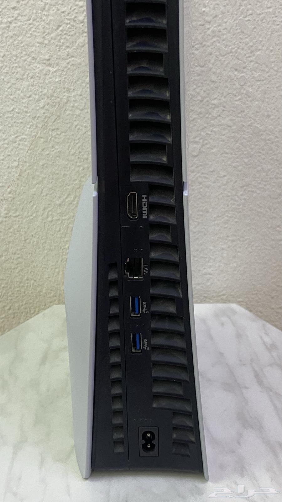 بلايستيشن 5 سليم نضيف اخو جديد معه ضمان64518229105922112