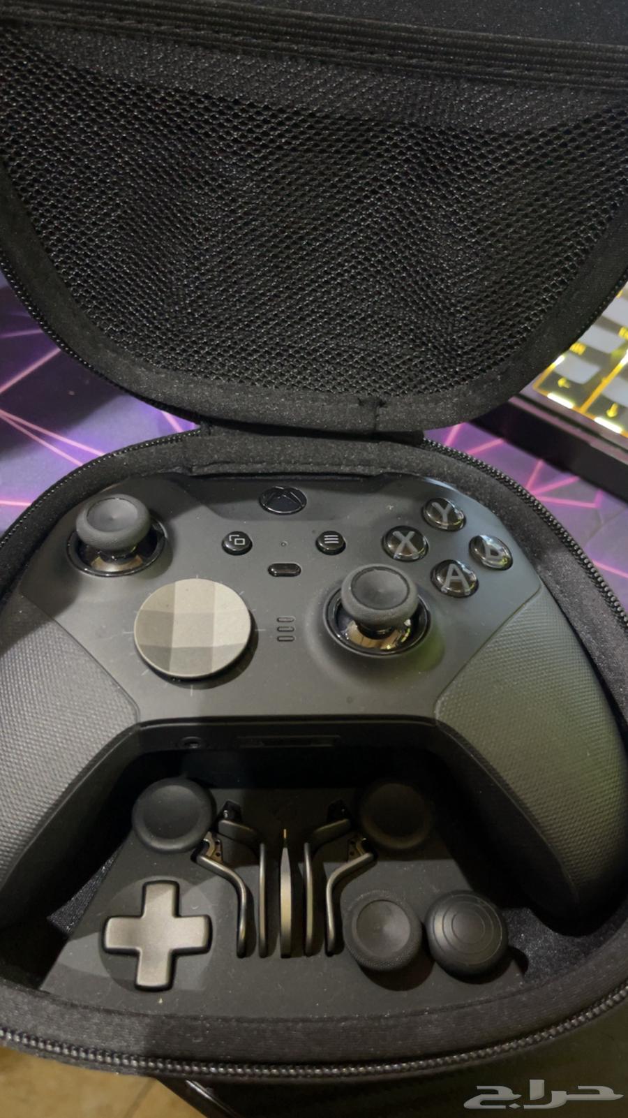 يد اكس بوكس اليت 264512372178433110