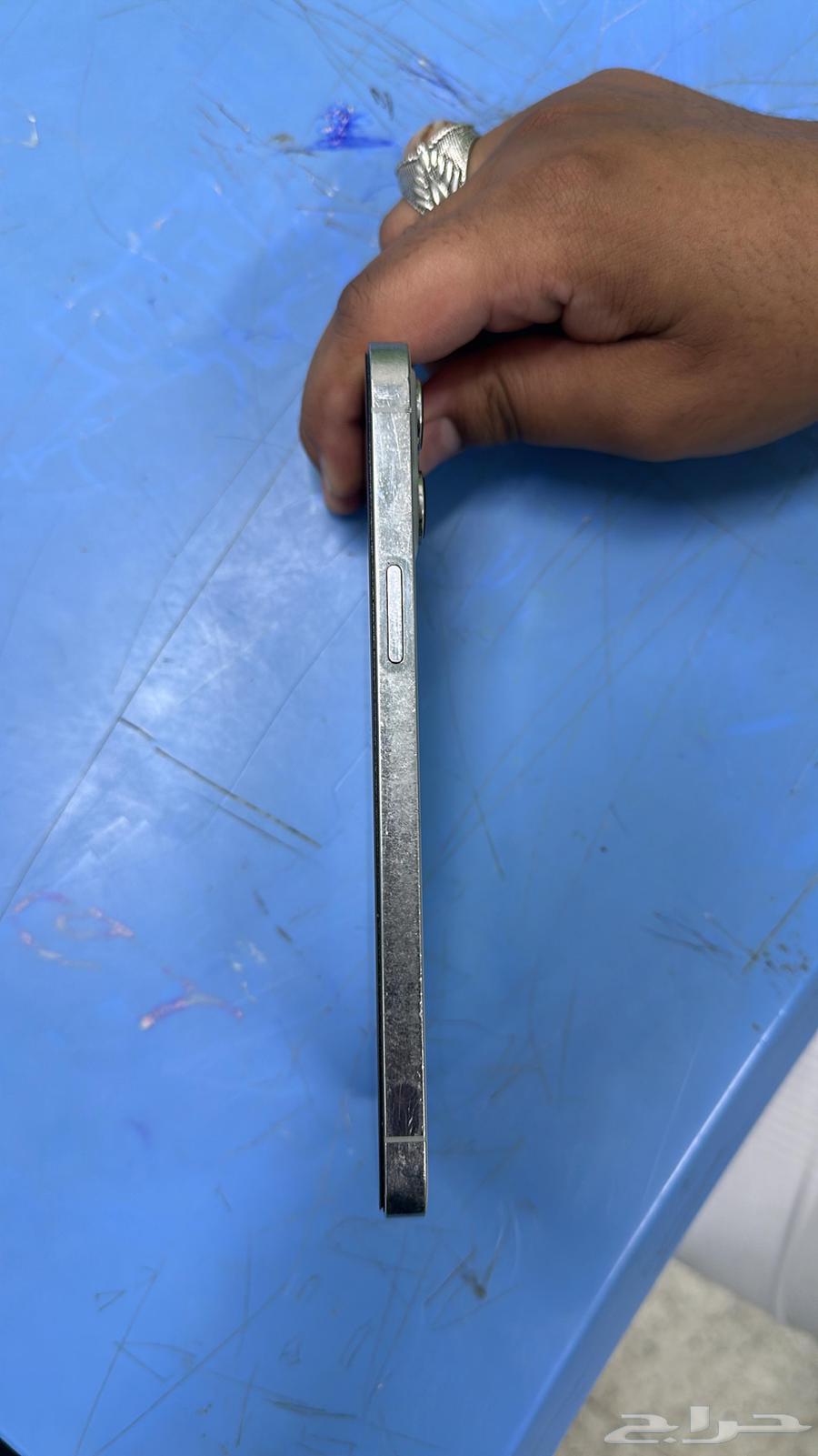 Mobile64517590803202113