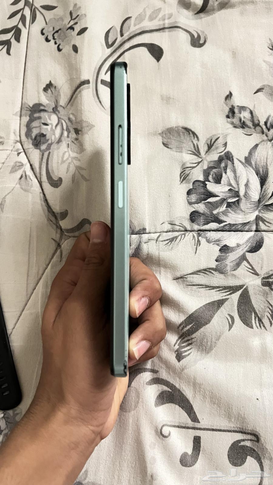 جوال 128 قيقا و ساعه هووي64513229646465112