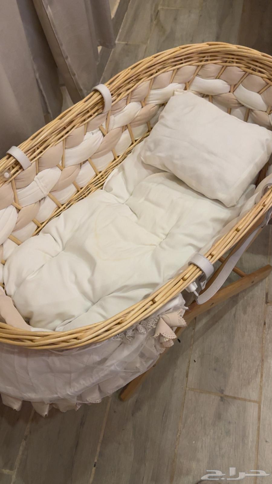 سرير كرسي موسى جديددد ولا به كسر ولا شيء64510831607042111