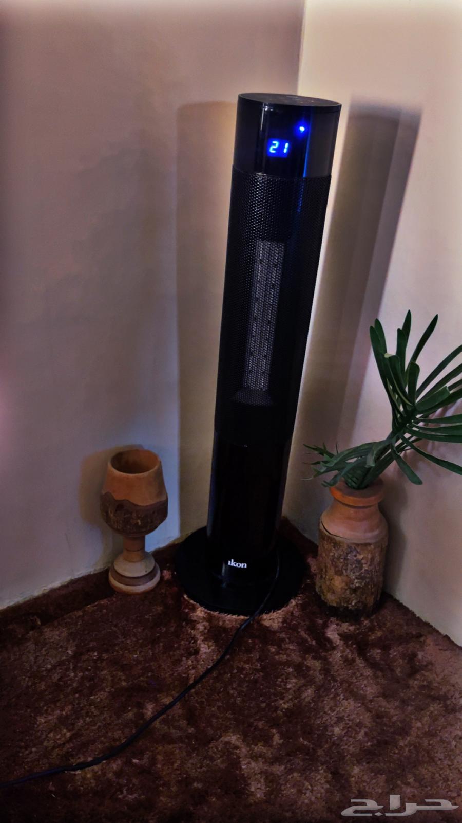 مدفأة شبه جديدة بشكل عامودي وانيق من شركة Ikon64512804602113110