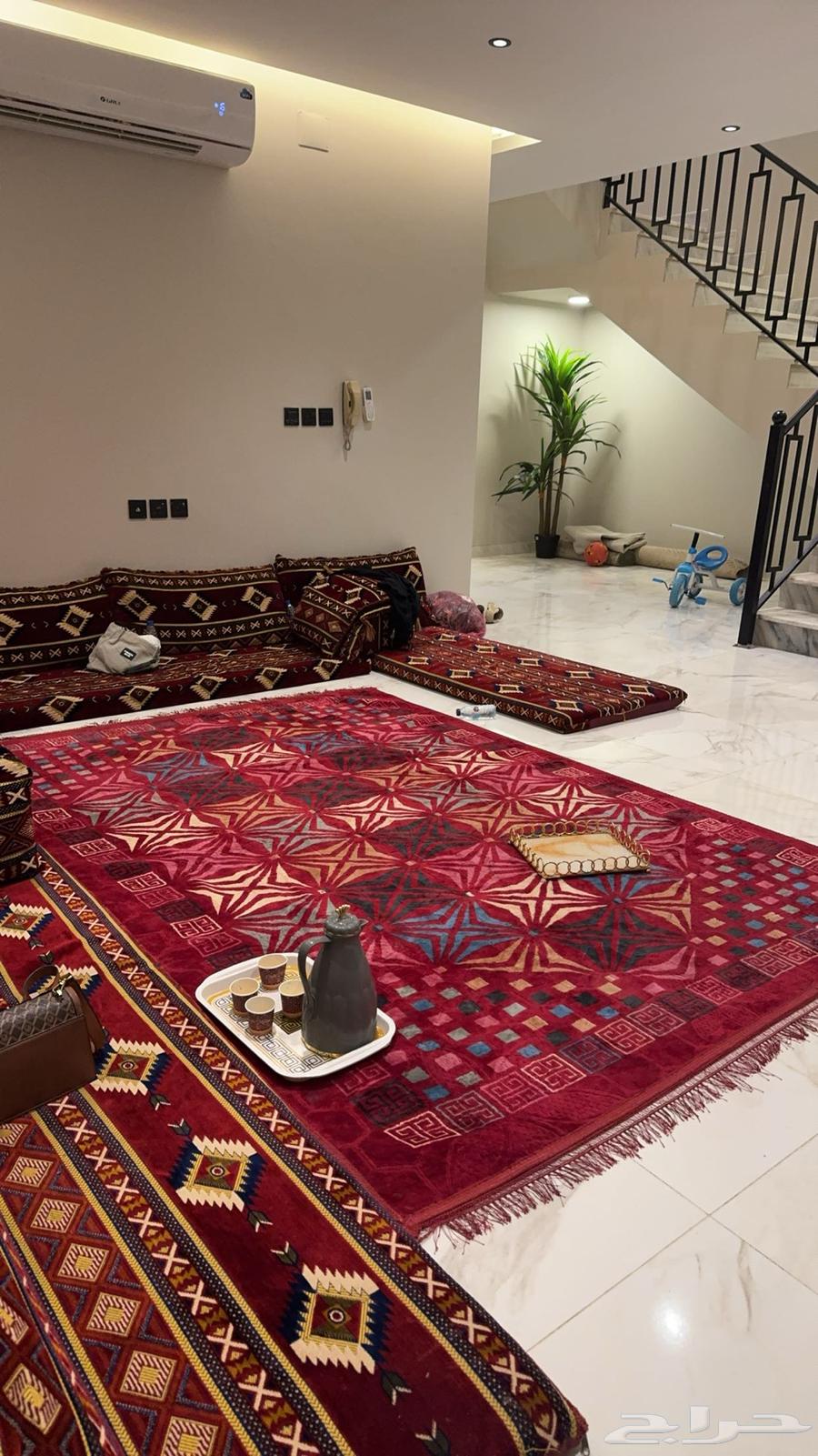 Semi-new ground floor council, used for 4 months, bought for 2300, selling for 120064516879320323111