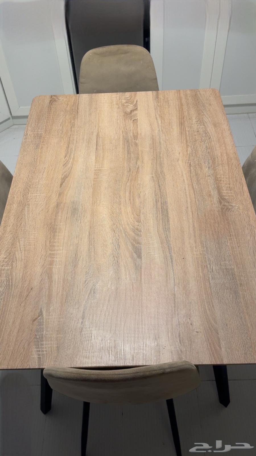 Table64511576592387112